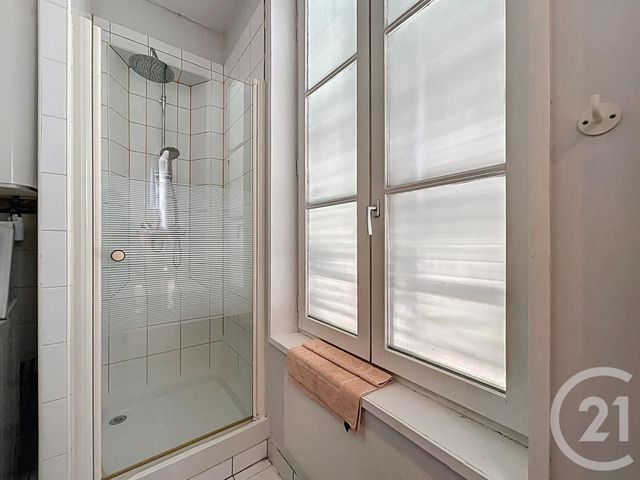 Afficher la photo en grand Appartement à vendre - 5 pièces - 110.0 m2 - TROYES - 10 - CHAMPAGNE-ARDENNE - Century 21 Martinot Immobilier