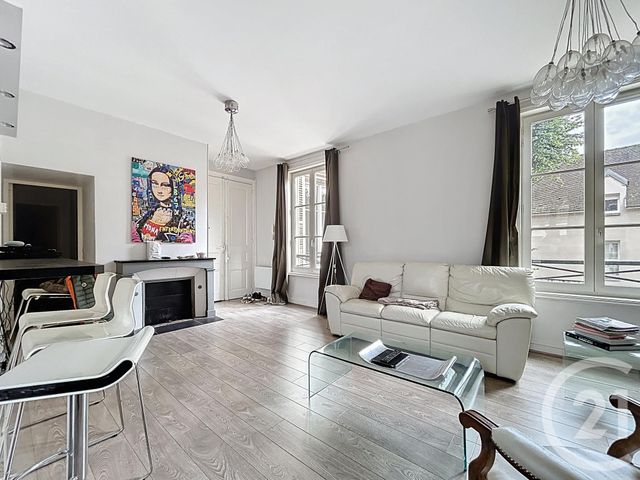 Afficher la photo en grand Appartement à vendre - 5 pièces - 110.0 m2 - TROYES - 10 - CHAMPAGNE-ARDENNE - Century 21 Martinot Immobilier