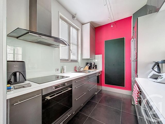 Afficher la photo en grand Appartement à vendre - 5 pièces - 110.0 m2 - TROYES - 10 - CHAMPAGNE-ARDENNE - Century 21 Martinot Immobilier