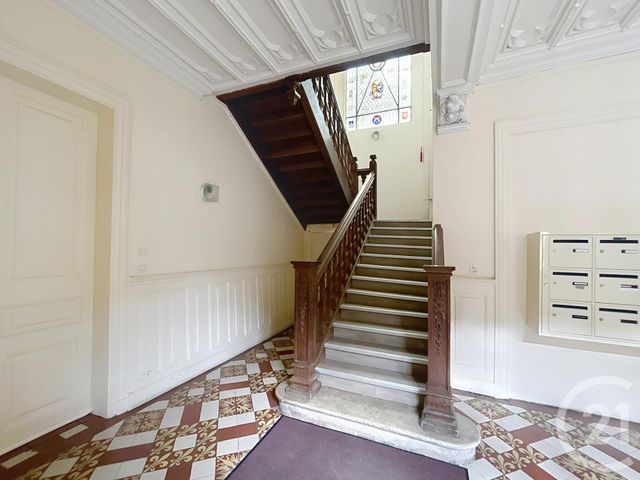 Afficher la photo en grand Appartement à vendre - 5 pièces - 110.0 m2 - TROYES - 10 - CHAMPAGNE-ARDENNE - Century 21 Martinot Immobilier