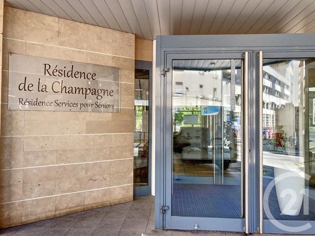 appartement à louer - 3 pièces - 82.0 m2 - TROYES - 10 - CHAMPAGNE-ARDENNE - Century 21 Martinot Immobilier