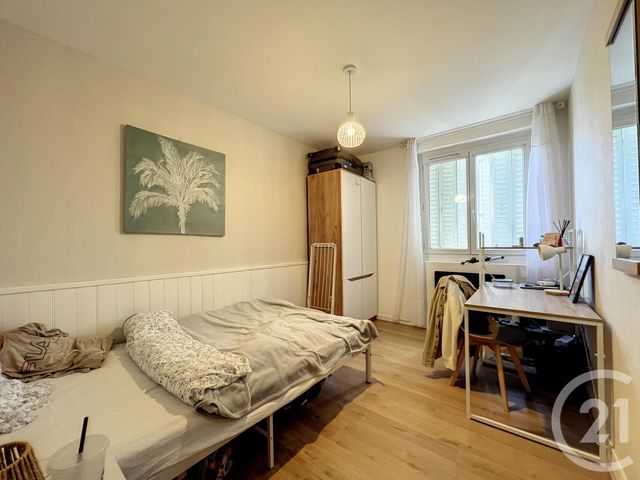 Appartement T5 à vendre - 5 pièces - 70.55 m2 - TROYES - 10 - CHAMPAGNE-ARDENNE - Century 21 Martinot Immobilier