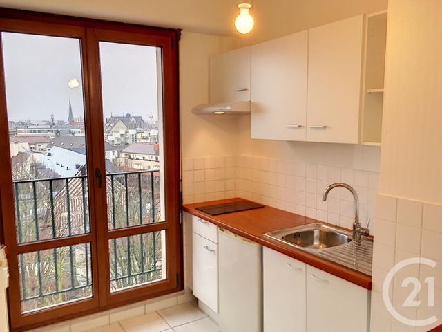Appartement F2 à louer - 2 pièces - 41.96 m2 - TROYES - 10 - CHAMPAGNE-ARDENNE - Century 21 Martinot Immobilier