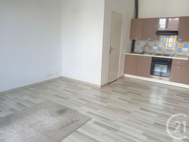 Appartement F1 à louer - 1 pièce - 23.24 m2 - ST ANDRE LES VERGERS - 10 - CHAMPAGNE-ARDENNE - Century 21 Martinot Immobilier