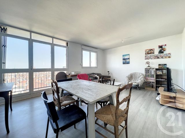 Appartement F3 à vendre - 3 pièces - 60.72 m2 - TROYES - 10 - CHAMPAGNE-ARDENNE - Century 21 Martinot Immobilier