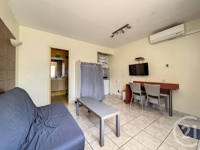 Appartement T1 à louer - 1 pièce - 19.2 m2 - STE SAVINE - 10 - CHAMPAGNE-ARDENNE - Century 21 Martinot Immobilier