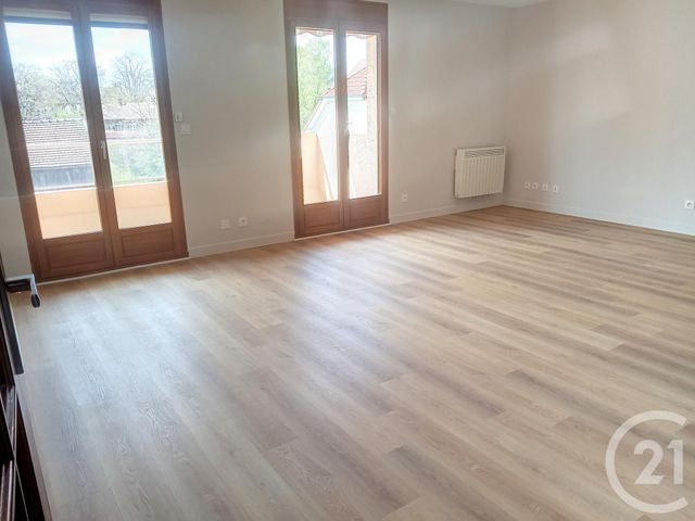 Appartement F4 à louer - 4 pièces - 89.21 m2 - TROYES - 10 - CHAMPAGNE-ARDENNE - Century 21 Martinot Immobilier