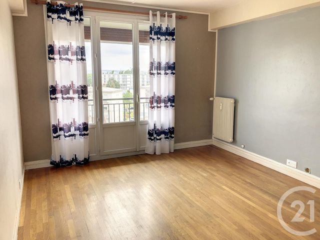 Appartement T2 à louer - 2 pièces - 47.8 m2 - TROYES - 10 - CHAMPAGNE-ARDENNE - Century 21 Martinot Immobilier