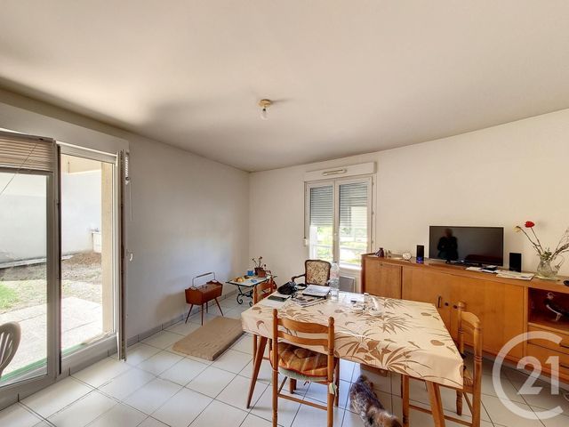 Appartement F2 à vendre - 2 pièces - 53.0 m2 - TROYES - 10 - CHAMPAGNE-ARDENNE - Century 21 Martinot Immobilier
