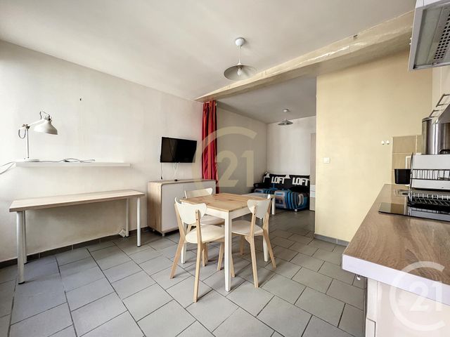 Studio à vendre - 1 pièce - 20.79 m2 - TROYES - 10 - CHAMPAGNE-ARDENNE - Century 21 Martinot Immobilier