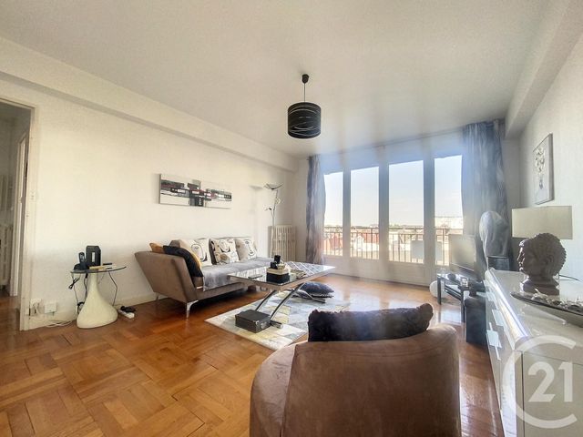 Appartement F2 à vendre - 2 pièces - 60.0 m2 - TROYES - 10 - CHAMPAGNE-ARDENNE - Century 21 Martinot Immobilier