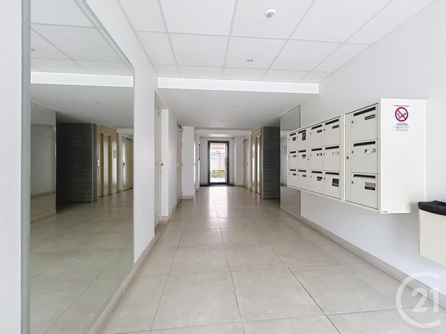 Appartement F2 à louer - 2 pièces - 45.65 m2 - TROYES - 10 - CHAMPAGNE-ARDENNE - Century 21 Martinot Immobilier