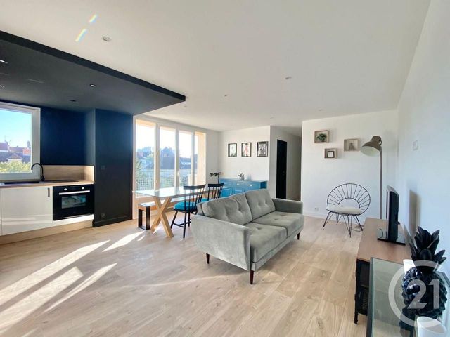 Appartement F4 à louer - 4 pièces - 64.2 m2 - TROYES - 10 - CHAMPAGNE-ARDENNE - Century 21 Martinot Immobilier