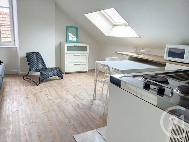 Appartement F1 à louer - 1 pièce - 15.64 m2 - STE SAVINE - 10 - CHAMPAGNE-ARDENNE - Century 21 Martinot Immobilier
