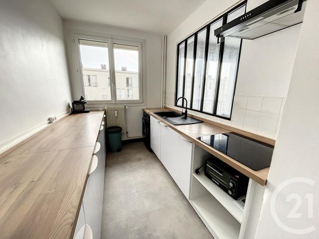 Appartement F2 à louer - 2 pièces - 47.69 m2 - TROYES - 10 - CHAMPAGNE-ARDENNE - Century 21 Martinot Immobilier