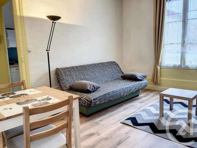 Appartement F1 à louer - 1 pièce - 26.46 m2 - TROYES - 10 - CHAMPAGNE-ARDENNE - Century 21 Martinot Immobilier