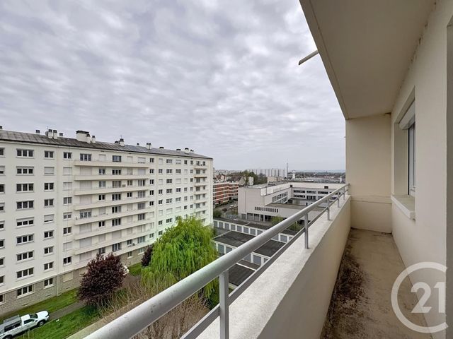 Appartement F4 à louer - 4 pièces - 66.0 m2 - TROYES - 10 - CHAMPAGNE-ARDENNE - Century 21 Martinot Immobilier