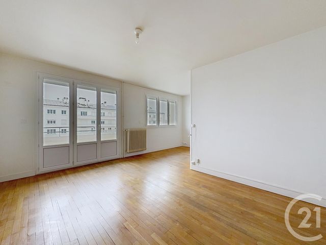 Appartement F4 à louer - 4 pièces - 66.0 m2 - TROYES - 10 - CHAMPAGNE-ARDENNE - Century 21 Martinot Immobilier