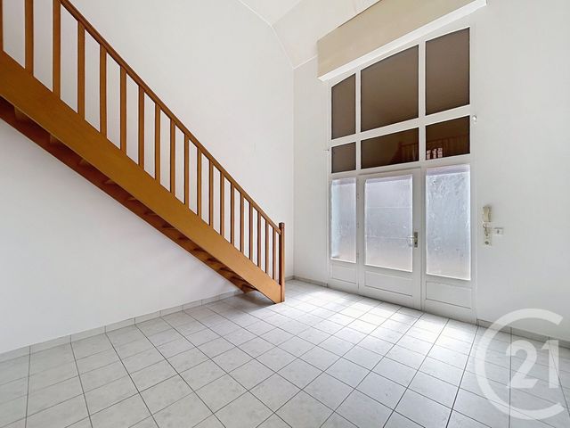 Appartement F2 à louer - 2 pièces - 39.0 m2 - TROYES - 10 - CHAMPAGNE-ARDENNE - Century 21 Martinot Immobilier