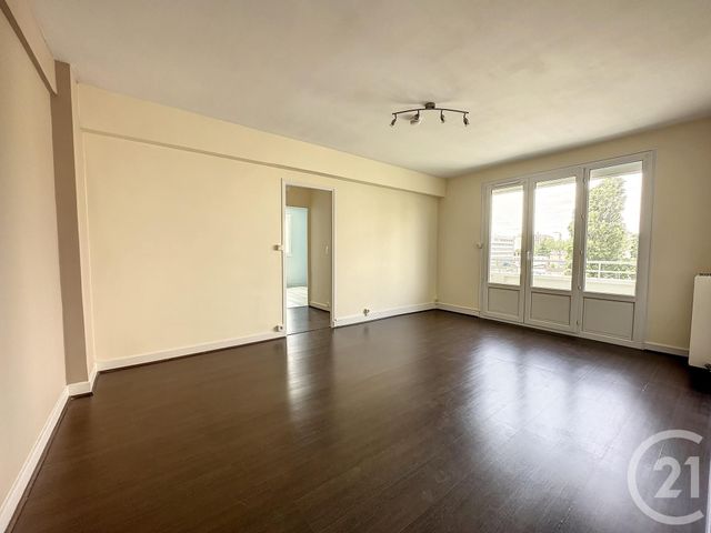Appartement F4 à vendre - 3 pièces - 65.52 m2 - TROYES - 10 - CHAMPAGNE-ARDENNE - Century 21 Martinot Immobilier