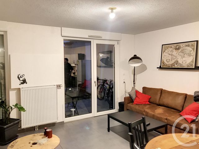 Appartement F2 à louer - 2 pièces - 46.9 m2 - TROYES - 10 - CHAMPAGNE-ARDENNE - Century 21 Martinot Immobilier