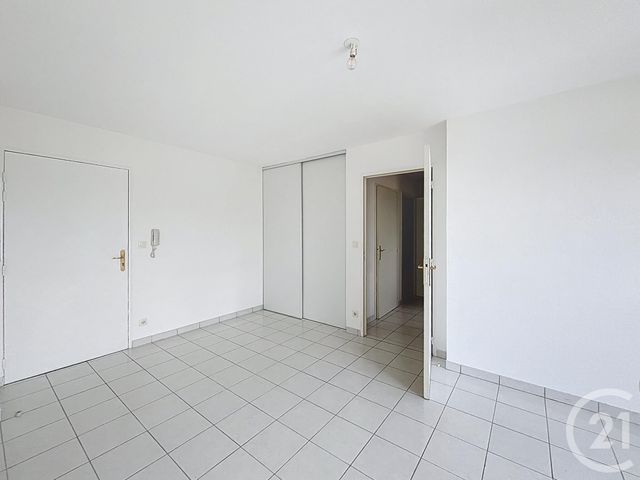 Appartement à vendre - 2 pièces - 42.4 m2 - TROYES - 10 - CHAMPAGNE-ARDENNE - Century 21 Martinot Immobilier