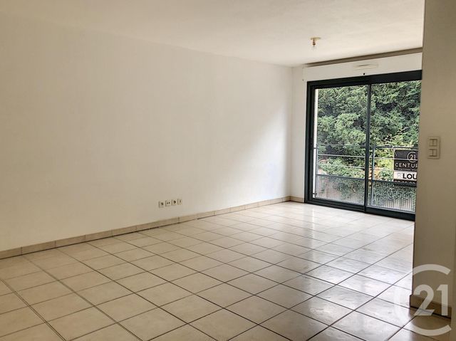 Appartement F3 à louer - 3 pièces - 64.0 m2 - TROYES - 10 - CHAMPAGNE-ARDENNE - Century 21 Martinot Immobilier