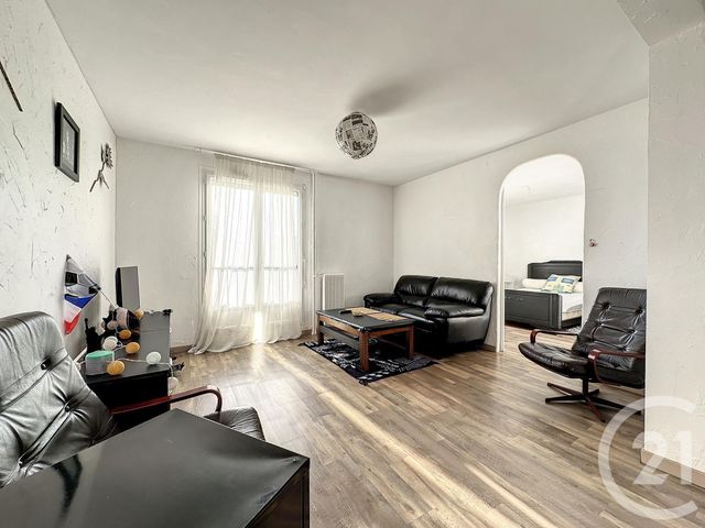 Appartement F3 à vendre - 3 pièces - 55.91 m2 - TROYES - 10 - CHAMPAGNE-ARDENNE - Century 21 Martinot Immobilier
