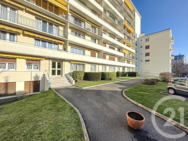Appartement F2 à vendre - 2 pièces - 57.39 m2 - TROYES - 10 - CHAMPAGNE-ARDENNE - Century 21 Martinot Immobilier