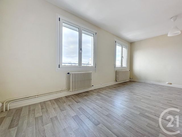 Appartement T1 à louer - 1 pièce - 25.0 m2 - TROYES - 10 - CHAMPAGNE-ARDENNE - Century 21 Martinot Immobilier