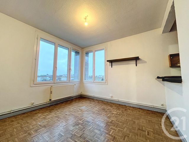appartement à vendre - 2 pièces - 52.0 m2 - ST ANDRE LES VERGERS - 10 - CHAMPAGNE-ARDENNE - Century 21 Martinot Immobilier