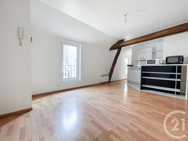 Appartement T2 à louer - 2 pièces - 34.0 m2 - TROYES - 10 - CHAMPAGNE-ARDENNE - Century 21 Martinot Immobilier