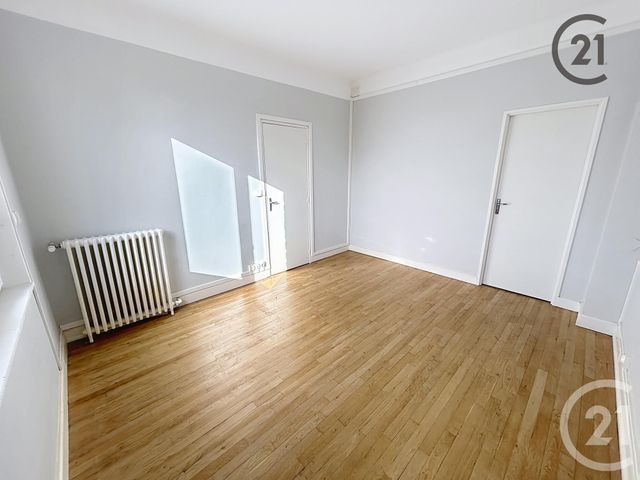 Appartement F2 à louer - 2 pièces - 54.0 m2 - TROYES - 10 - CHAMPAGNE-ARDENNE - Century 21 Martinot Immobilier