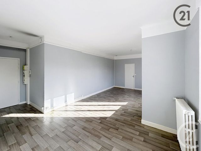 Appartement F2 à louer - 2 pièces - 54.0 m2 - TROYES - 10 - CHAMPAGNE-ARDENNE - Century 21 Martinot Immobilier