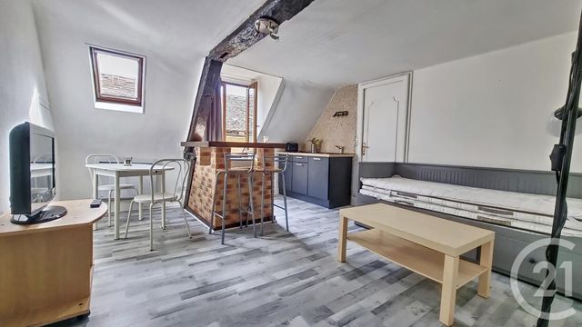 Appartement F1 à louer - 1 pièce - 19.0 m2 - TROYES - 10 - CHAMPAGNE-ARDENNE - Century 21 Martinot Immobilier