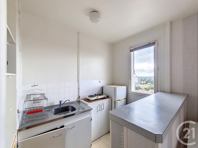 Appartement T1 à louer - 1 pièce - 25.0 m2 - TROYES - 10 - CHAMPAGNE-ARDENNE - Century 21 Martinot Immobilier