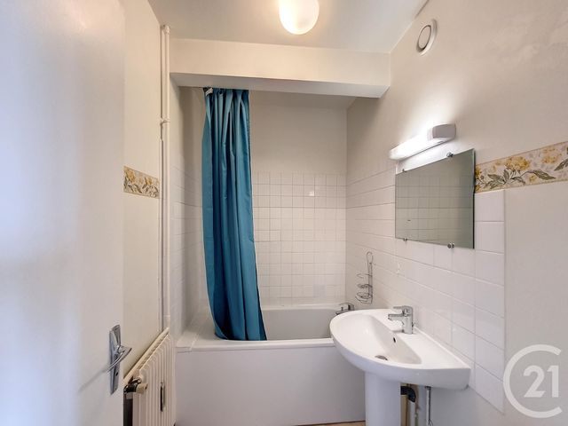 Appartement T1 à louer - 1 pièce - 25.0 m2 - TROYES - 10 - CHAMPAGNE-ARDENNE - Century 21 Martinot Immobilier