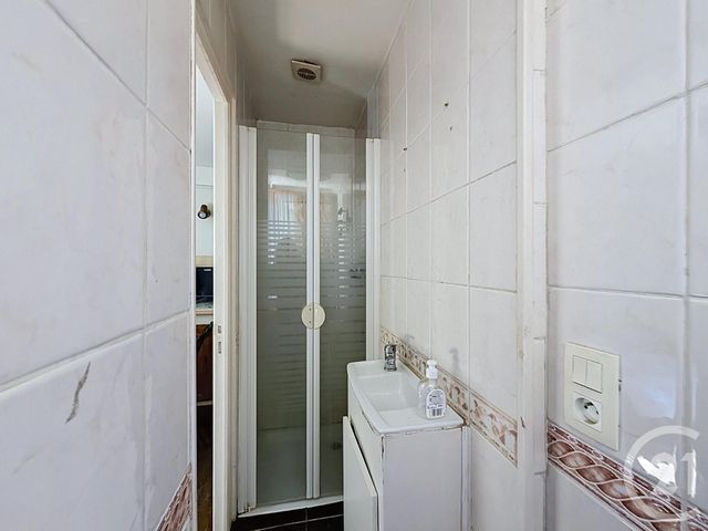 Appartement Studio à vendre - 1 pièce - 12.94 m2 - TROYES - 10 - CHAMPAGNE-ARDENNE - Century 21 Martinot Immobilier