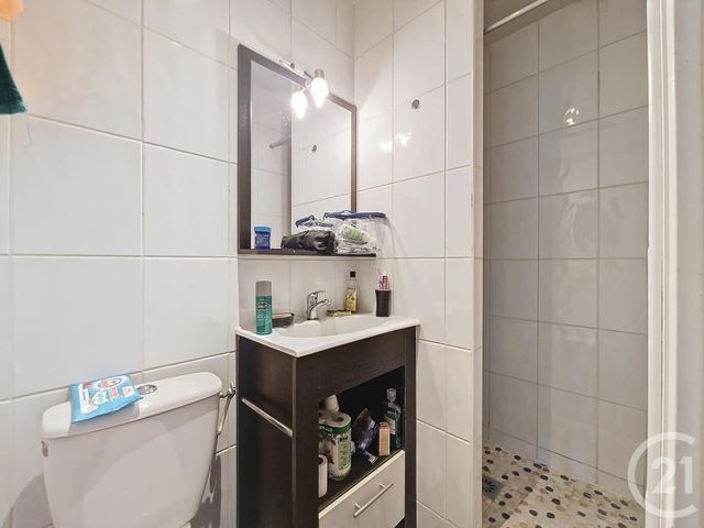 Appartement F1 à vendre - 2 pièces - 21.0 m2 - TROYES - 10 - CHAMPAGNE-ARDENNE - Century 21 Martinot Immobilier