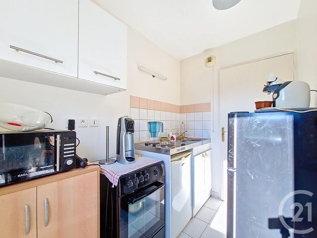 Appartement F2 à vendre - 2 pièces - 47.4 m2 - TROYES - 10 - CHAMPAGNE-ARDENNE - Century 21 Martinot Immobilier