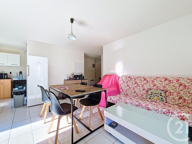 Appartement F2 à vendre - 2 pièces - 47.4 m2 - TROYES - 10 - CHAMPAGNE-ARDENNE - Century 21 Martinot Immobilier