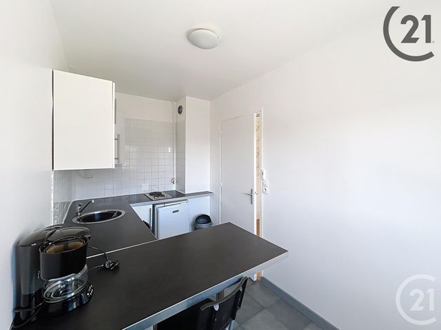 Appartement F1 à louer - 1 pièce - 28.9 m2 - TROYES - 10 - CHAMPAGNE-ARDENNE - Century 21 Martinot Immobilier