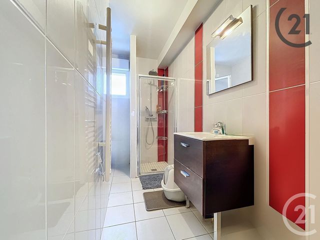 Afficher la photo en grand Appartement F2 à vendre - 2 pièces - 38.5 m2 - TROYES - 10 - CHAMPAGNE-ARDENNE - Century 21 Martinot Immobilier