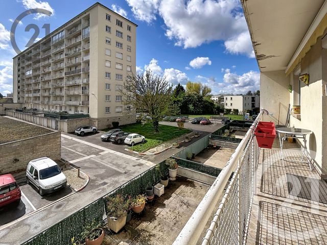 Appartement F5 à vendre - 5 pièces - 89.74 m2 - ST ANDRE LES VERGERS - 10 - CHAMPAGNE-ARDENNE - Century 21 Martinot Immobilier