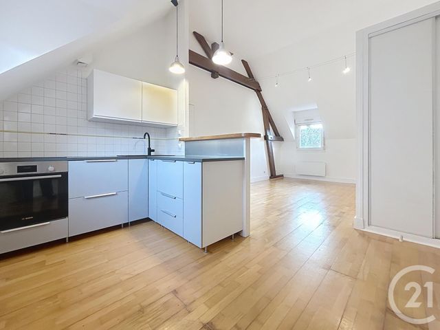 Appartement F2 à louer - 2 pièces - 52.8 m2 - TROYES - 10 - CHAMPAGNE-ARDENNE - Century 21 Martinot Immobilier