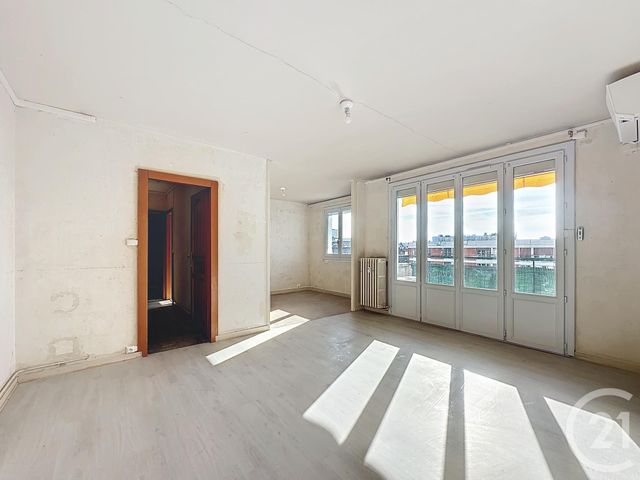 Appartement à vendre - 3 pièces - 51.5 m2 - TROYES - 10 - CHAMPAGNE-ARDENNE - Century 21 Martinot Immobilier