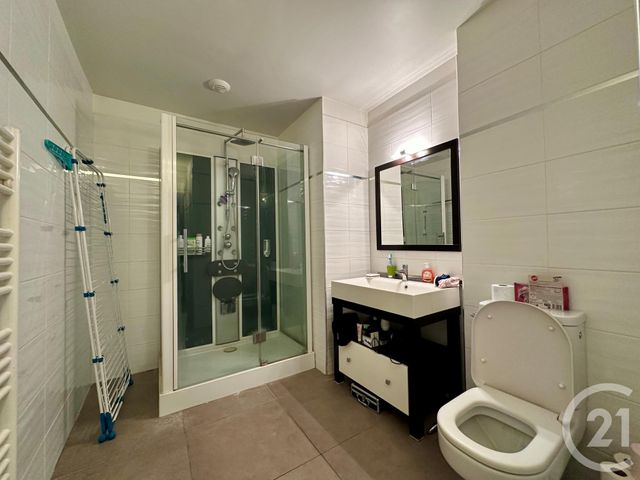 Afficher la photo en grand Appartement F1 à vendre - 1 pièce - 33.0 m2 - TROYES - 10 - CHAMPAGNE-ARDENNE - Century 21 Martinot Immobilier