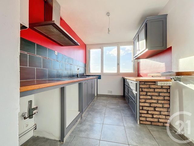 Appartement F3 à vendre - 3 pièces - 75.14 m2 - TROYES - 10 - CHAMPAGNE-ARDENNE - Century 21 Martinot Immobilier