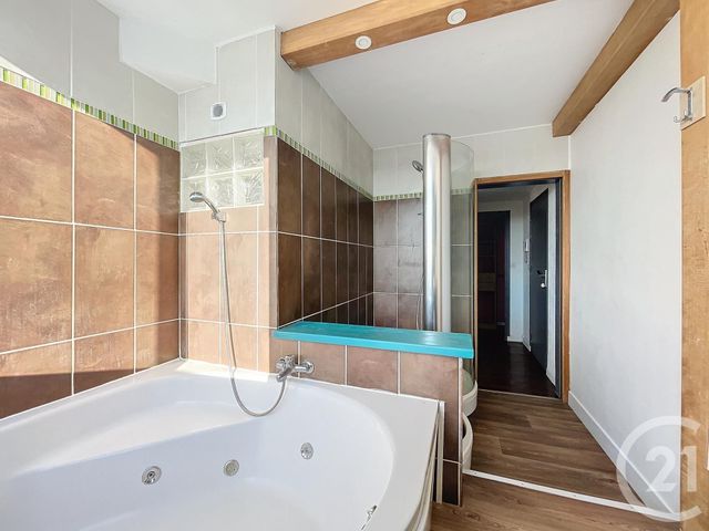 Appartement F3 à vendre - 3 pièces - 75.14 m2 - TROYES - 10 - CHAMPAGNE-ARDENNE - Century 21 Martinot Immobilier