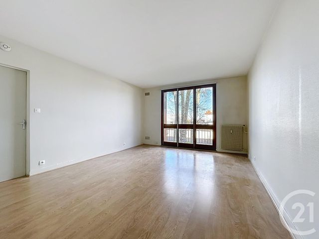 Appartement T2 à louer - 2 pièces - 53.31 m2 - TROYES - 10 - CHAMPAGNE-ARDENNE - Century 21 Martinot Immobilier